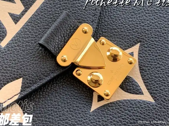 Official oldcobbler LOUIS POCHETTE VUITTON MÉTIS 0601